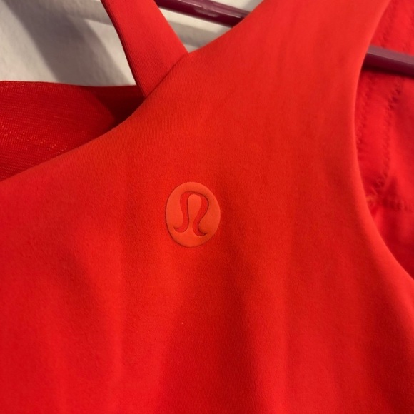 Lululemon Athletica Vibrant Red Crop Top - Picture 3 of 4